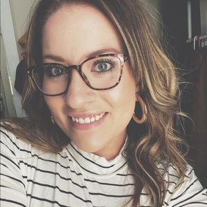 Meet your Posher, Ashlee